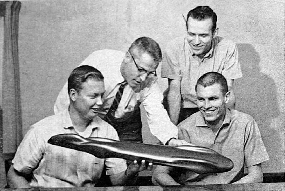 Bill and Bob Summers in the foreground