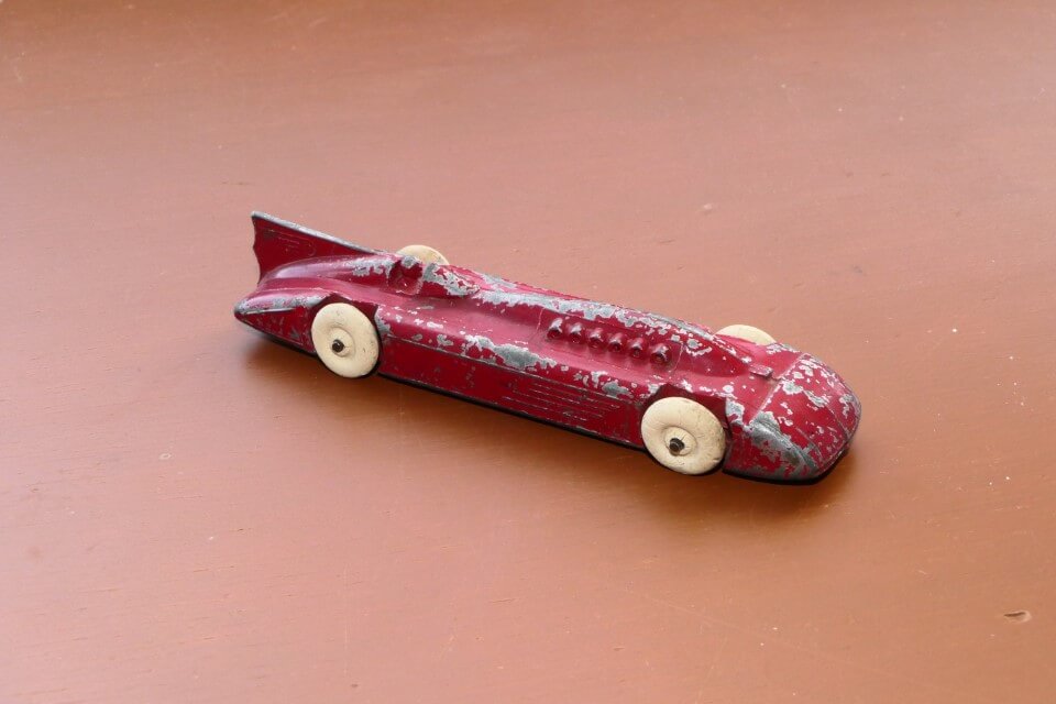 USA. Lincoln. Slush Mold. Like many Lincolns this toy is more finely and crisply cast than most other American slush. 157mm